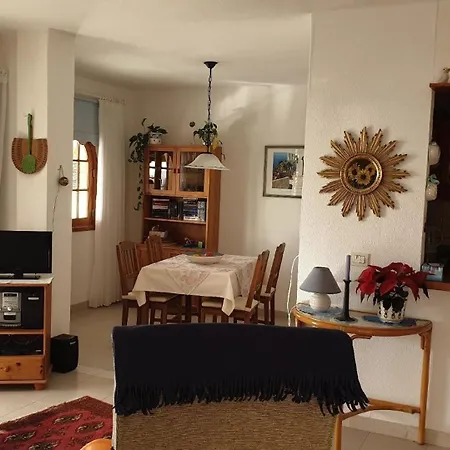 Ferienwohnung Fuer 4 Personen Ca 120 M In Los Gigantes, Teneriffa Westkueste Von Teneriffa 아파트 *