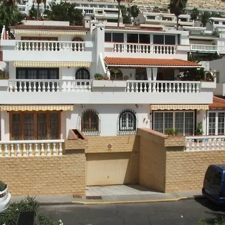 Ferienwohnung Fuer 4 Personen Ca 120 M In Los Gigantes, Teneriffa Westkueste Von Teneriffa * Acantilado de los Gigantes
